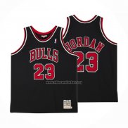 Camiseta Chicago Bulls Michael Jordan NO 23 Mitchel & Ness 1997-98 Negro